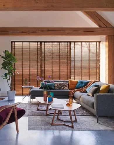 wooden-venetian-blinds-2.webp